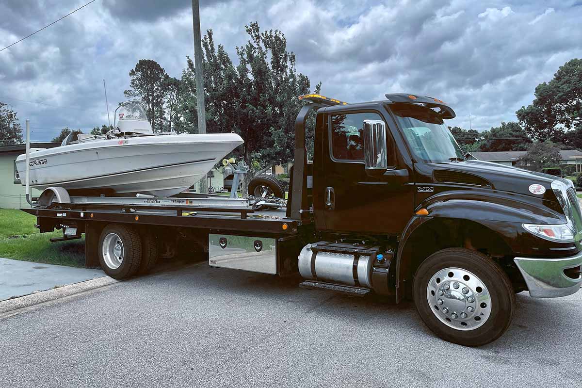 marine-towing-service-img